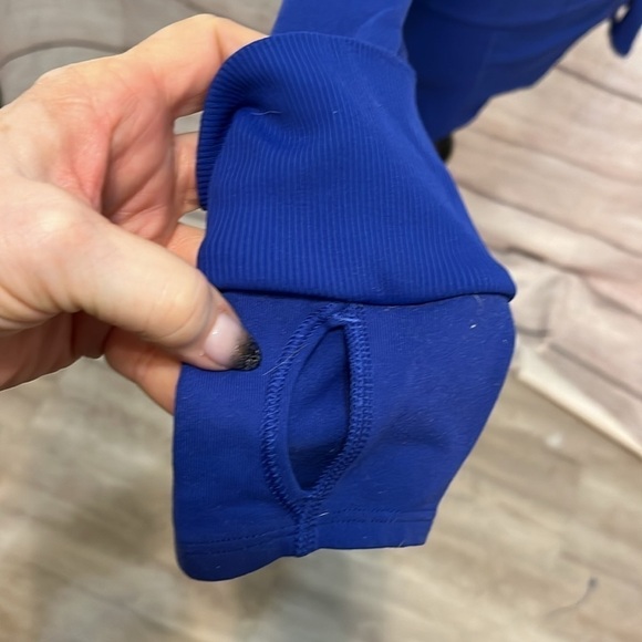 Lululemon Daily Practice Jacket Hood Sapphire Blue Size 4 Thumbholes Zip Pockets - Picture 7 of 14